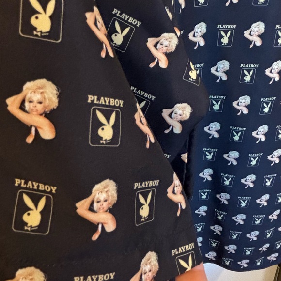 Vintage Playboy Pamela Anderson Short Sleeve Button Down Shirt Size XL - Picture 8 of 12